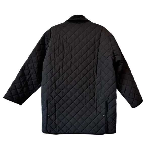 Quilted Barn Jacket in black